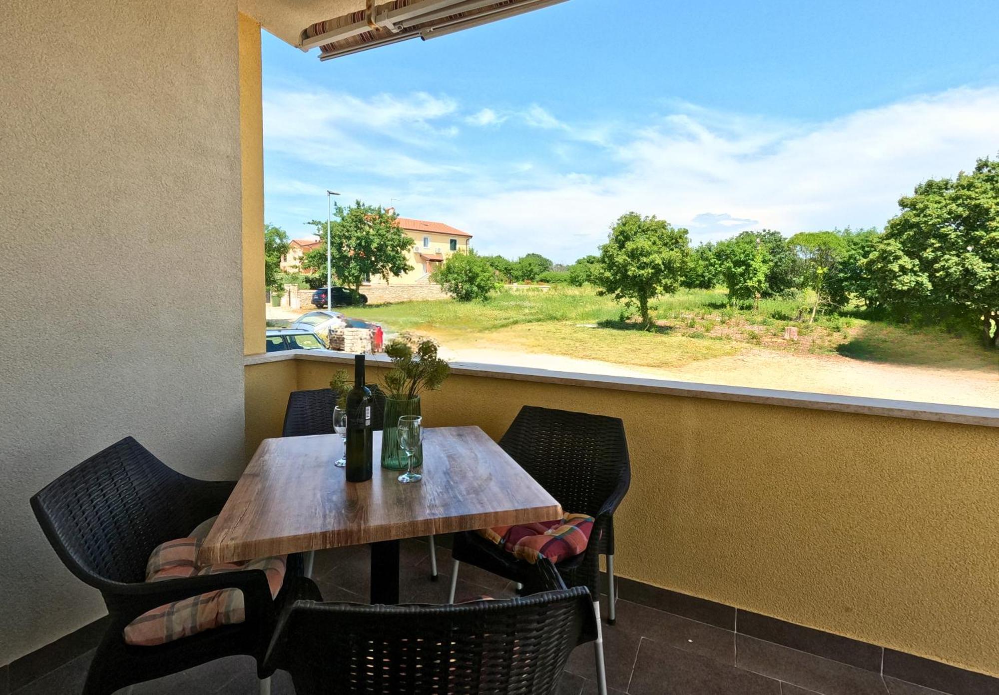 Apartments Goltes Lovrečica Esterno foto